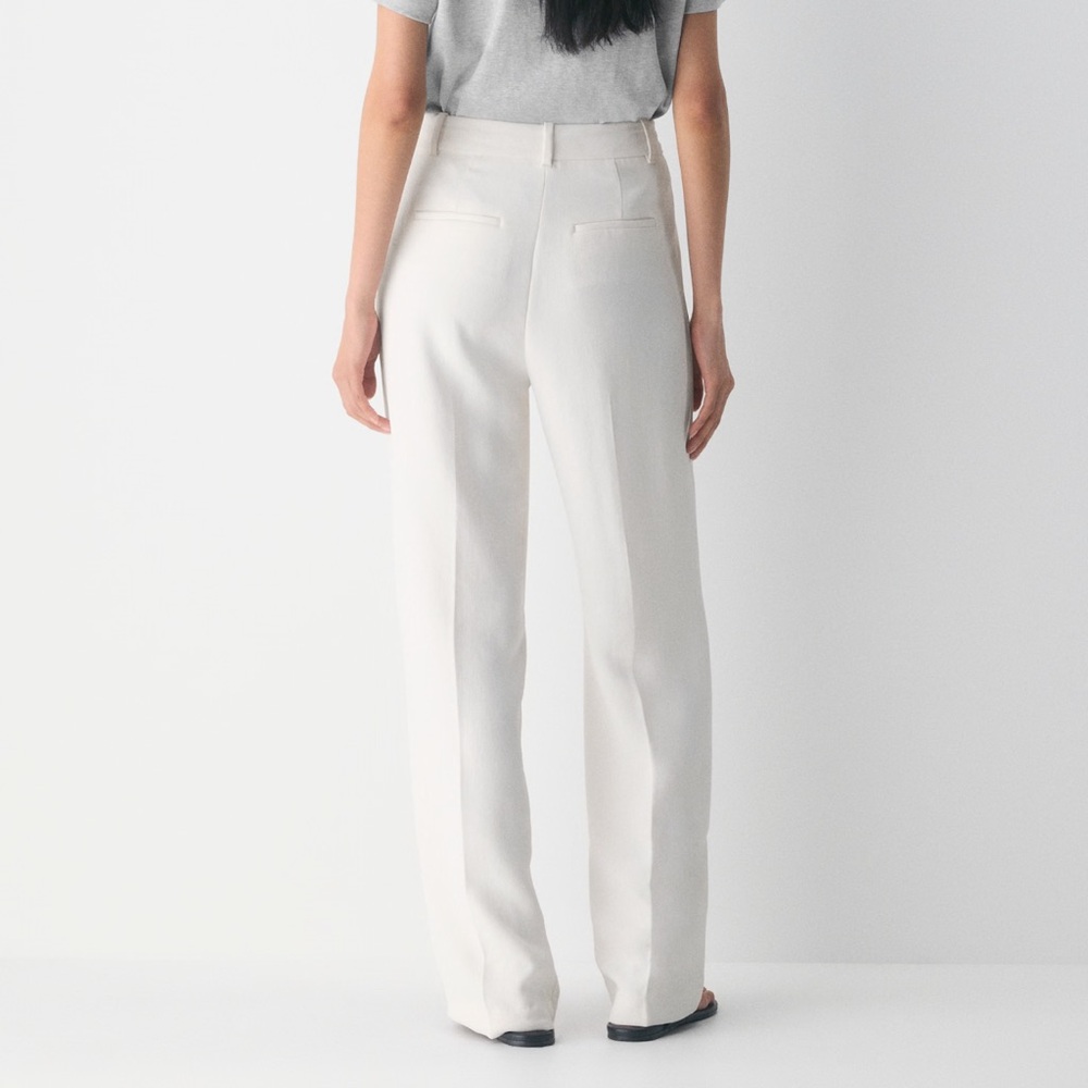 Aritzia effortless pant - Picture 9 of 9